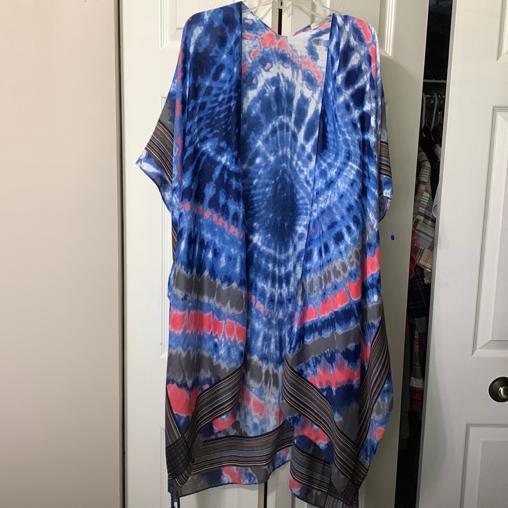 NWOT Blue, Pink, Gray tie dye, striped sleeve/hem coverup 36” long w tassels
